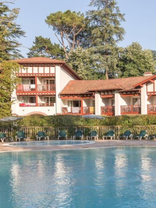 ウアール・シーズ1-Appt Avec Piscine A St-Jean Pays-Basqueアパートメント エクステリア 写真